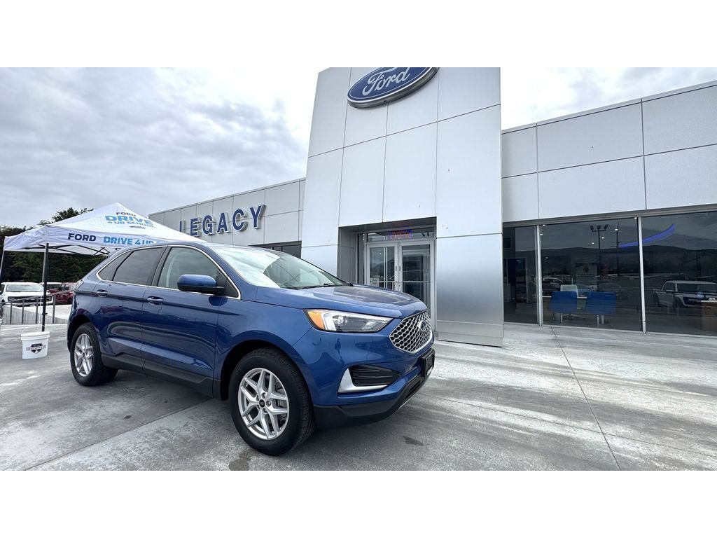 2024 Ford Edge SEL AWD's photo