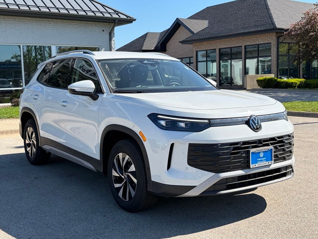 New 2026 Pure White Volkswagen 2.0T S image 4