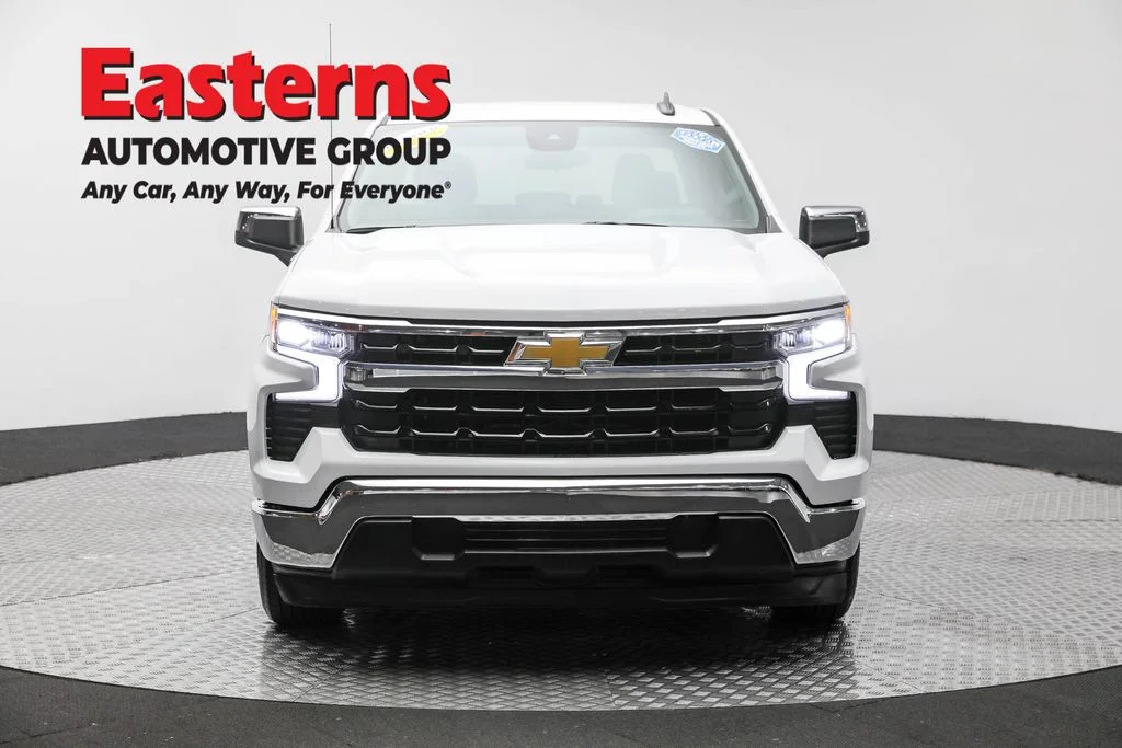 Used 2024 White Chevrolet LT image 2