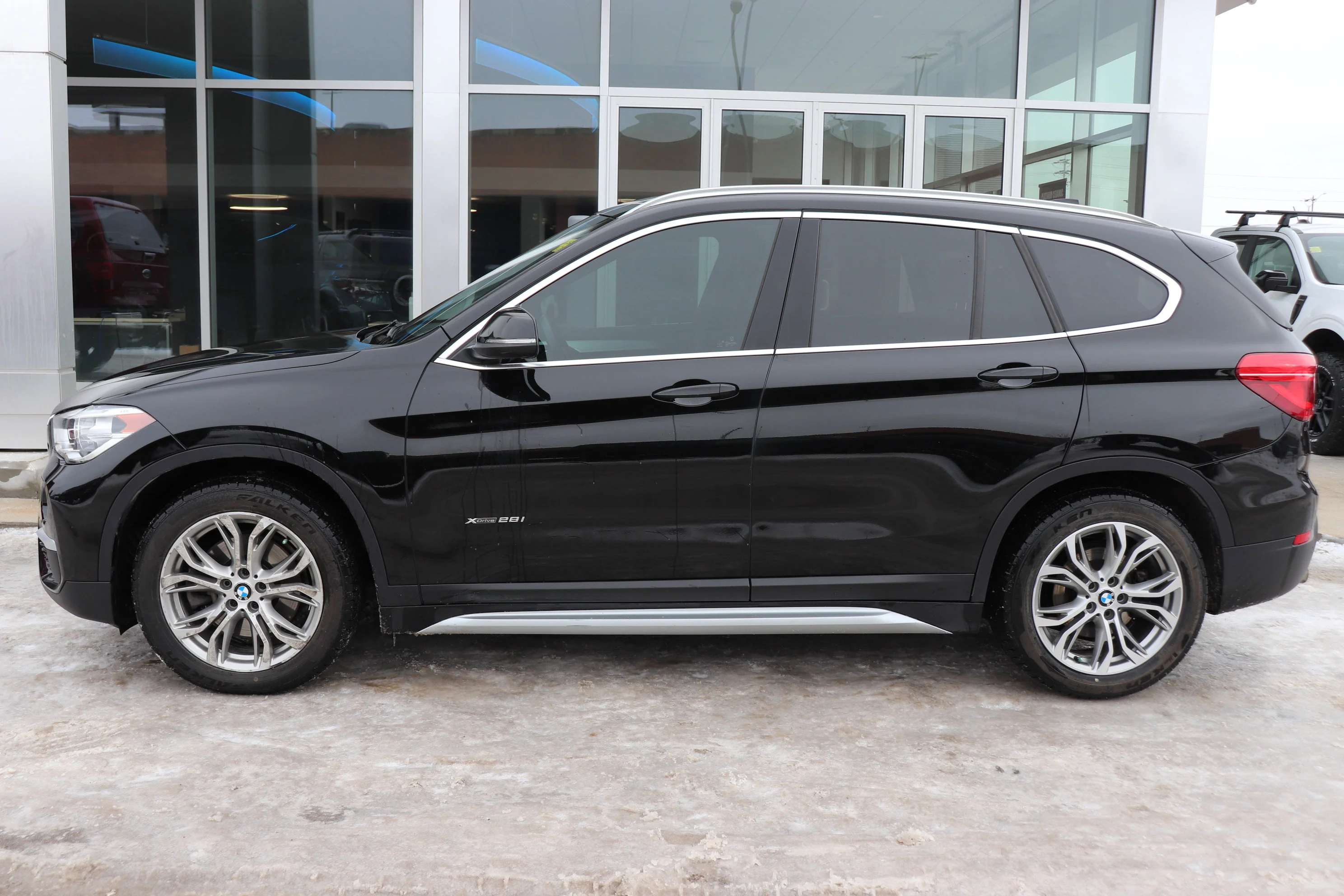Certified Used 2018 Black BMW xDrive28i image 3