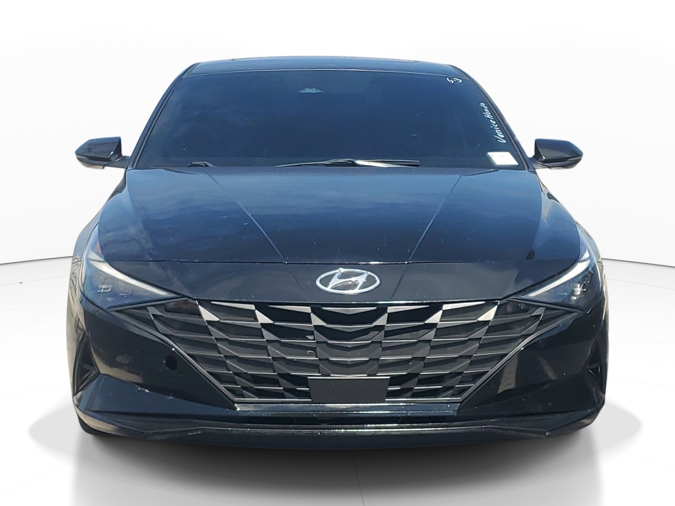 Used 2021 Phantom Black Hyundai Limited image 1