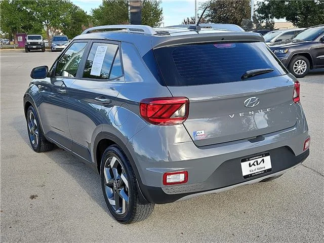 Used 2023 Ecotronic Gray Hyundai SEL (IVT) Front-Wheel Drive image 2