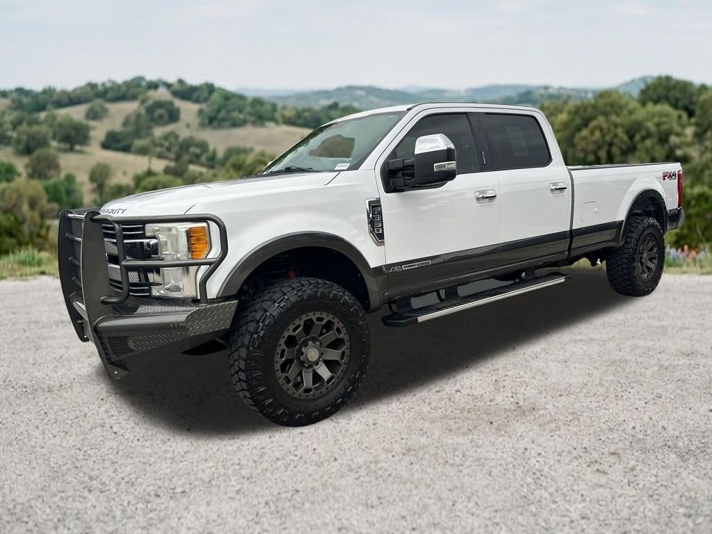 Used 2017 White Ford Lariat image 3
