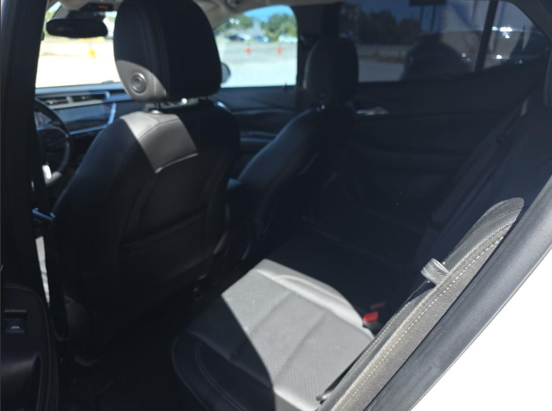 Used 2021 White Buick Essence image 11