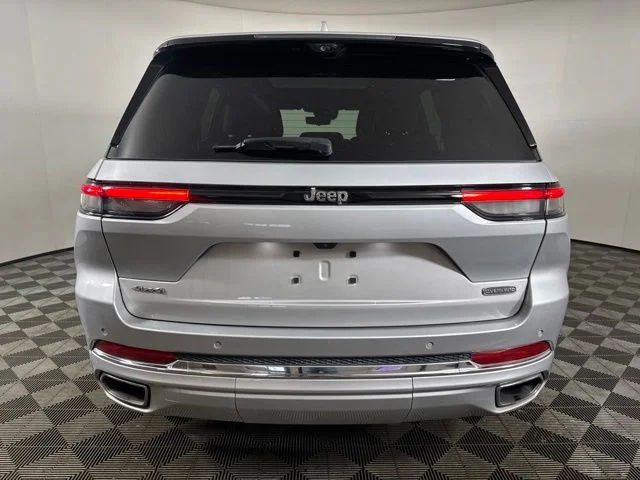 Used 2022 Silver Zynith Jeep Overland image 22