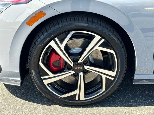 New 2026 Moonstone Gray Volkswagen 2.0T SE image 14