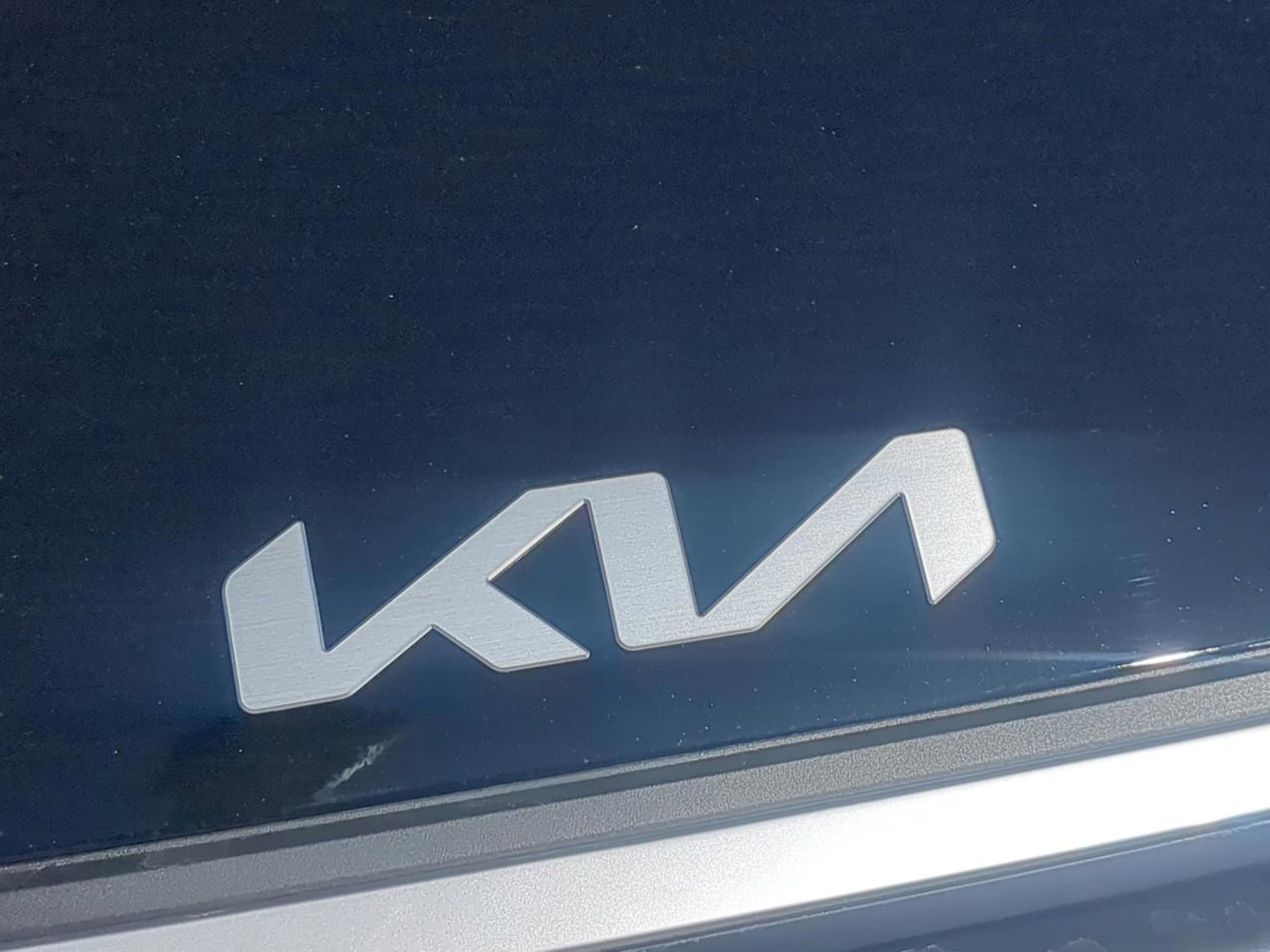 New 2026 Aurora Black Pearl Kia LXS image 42