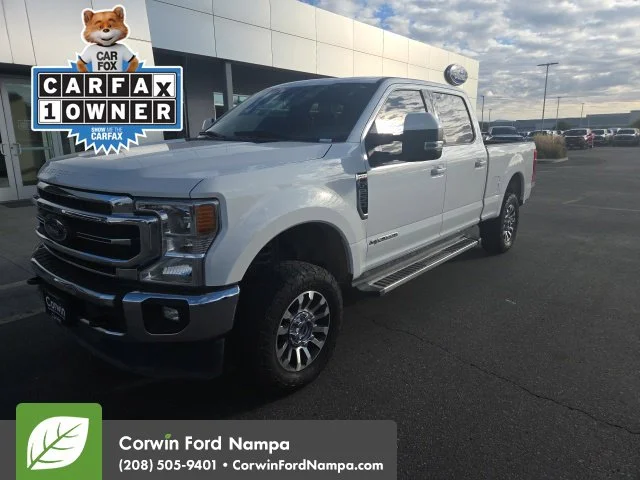 Used 2022 White Ford Lariat image 1