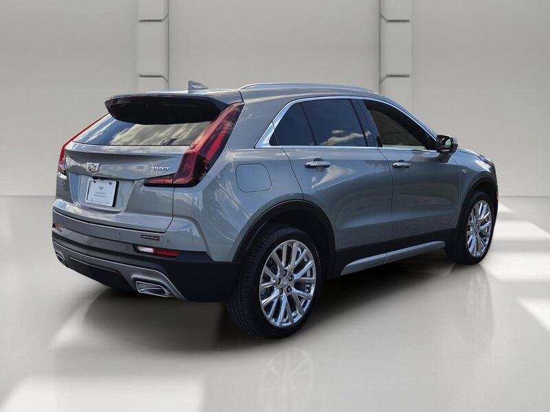Used 2023 Silver Metallic CADILLAC FWD 4DR PREMIUM LUXURY image 5