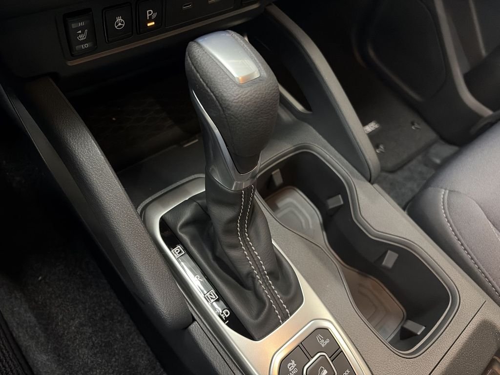 New 2026 Bluestone Pearl Nissan Crew Cab SV image 19