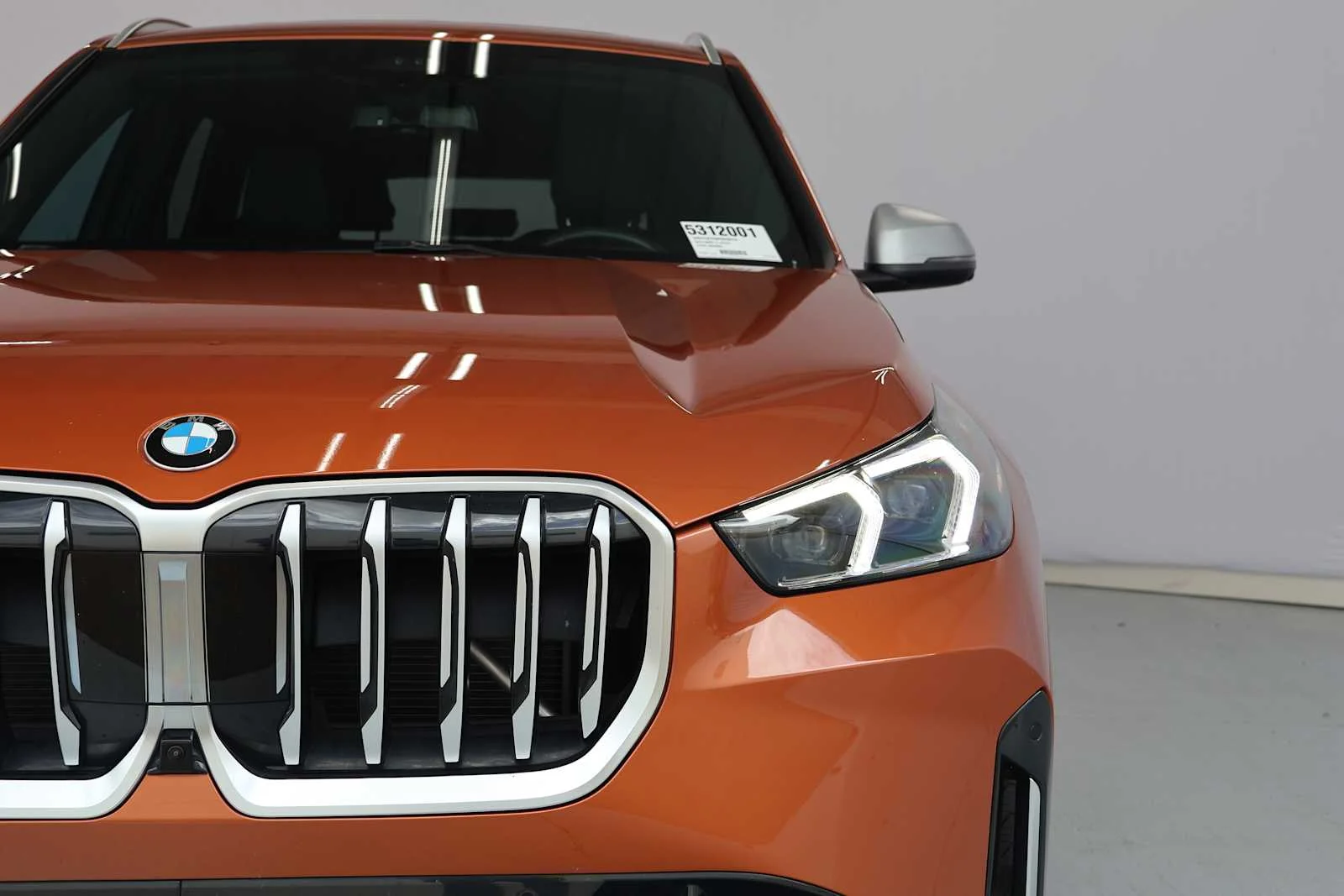Certified Used 2024 Utah Orange Metallic BMW xDrive28i image 5