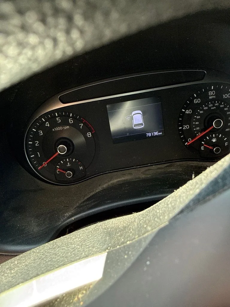 Used 2020 Red Kia LX image 3
