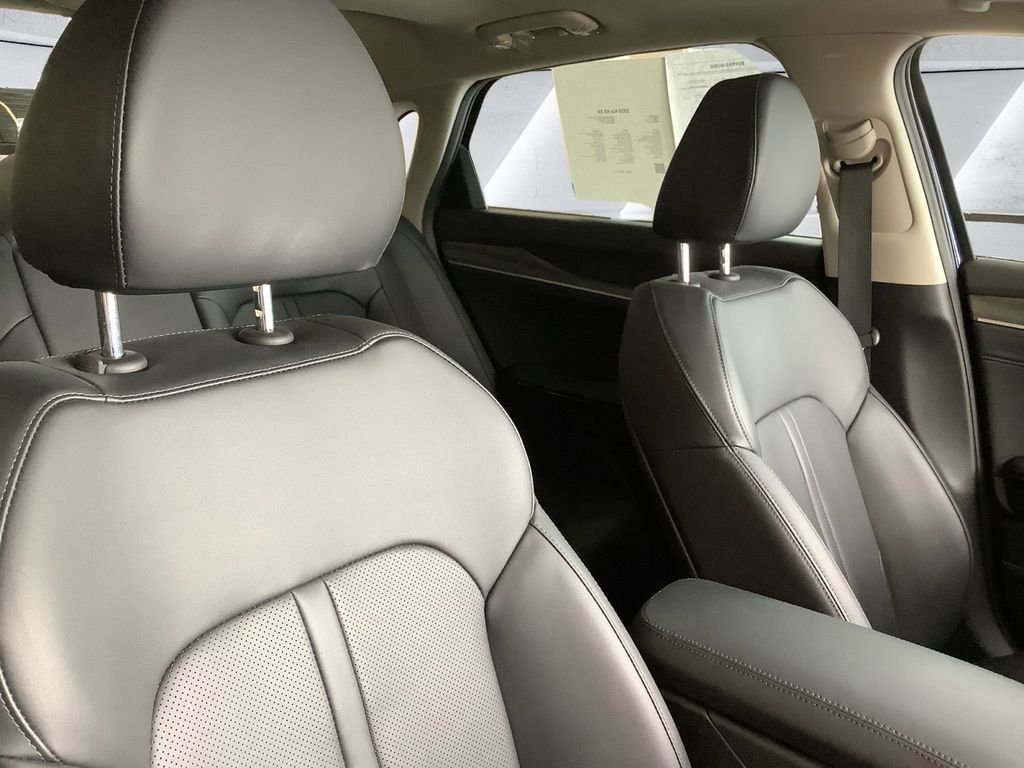 2025 Kia K5 EX - Photo 14