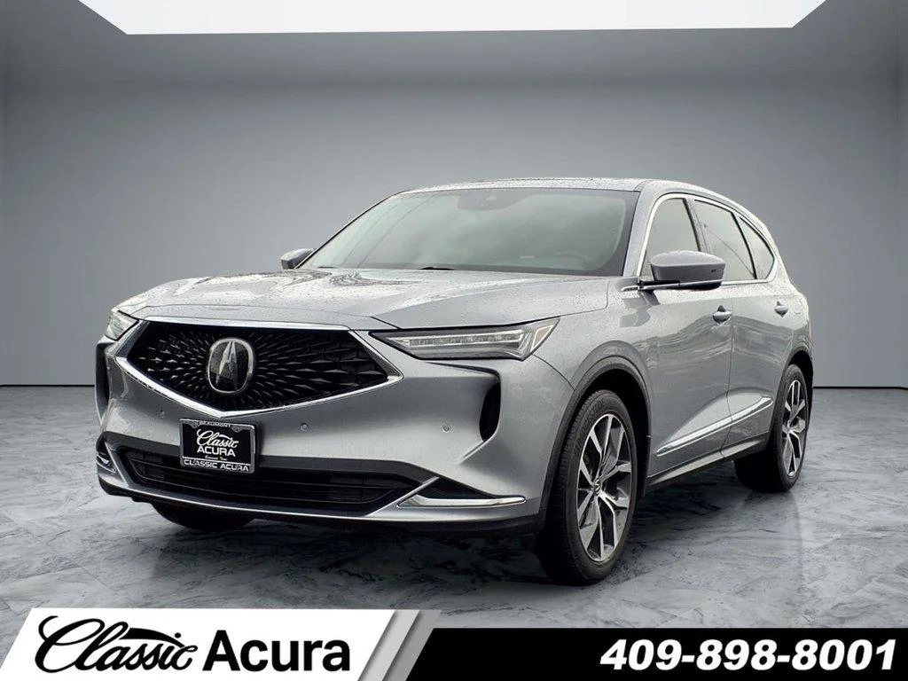Used 2023 Lunar Silver Metallic Acura FWD w/Technology Package image 2