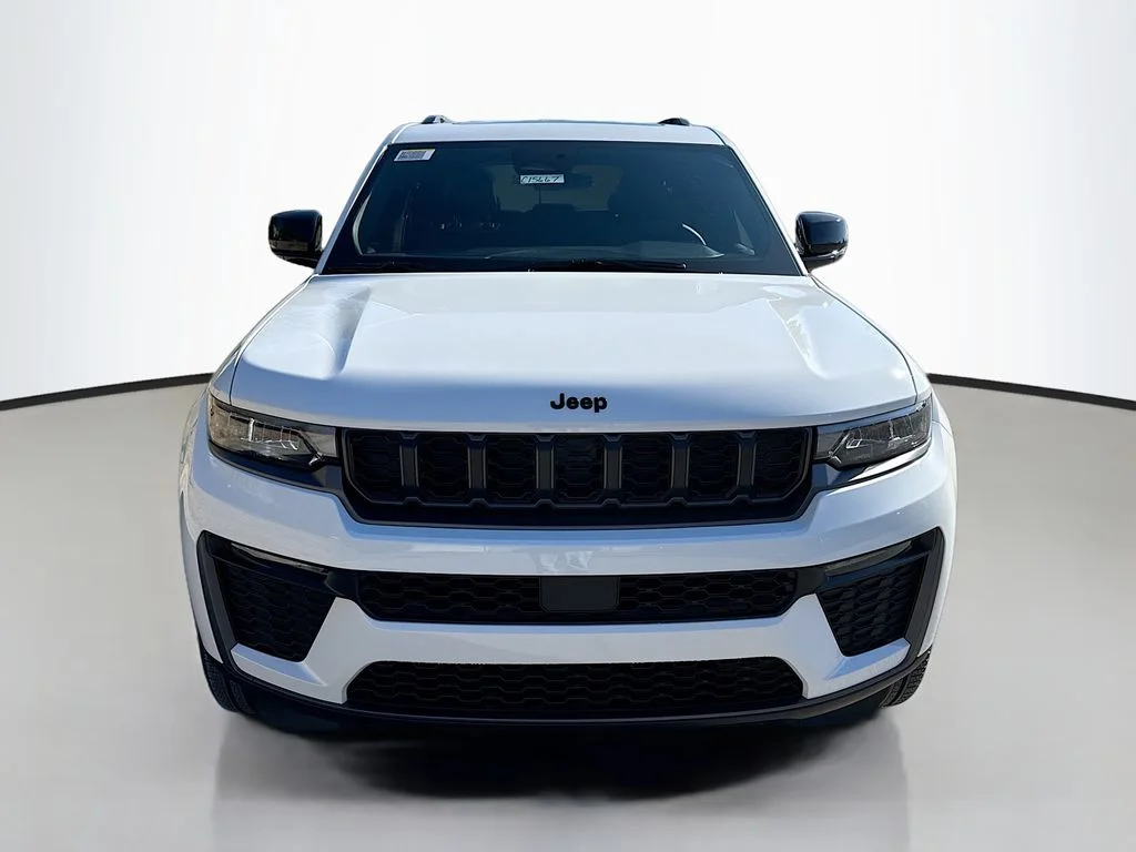 New 2026 Bright White Clearcoat Jeep Limited image 2