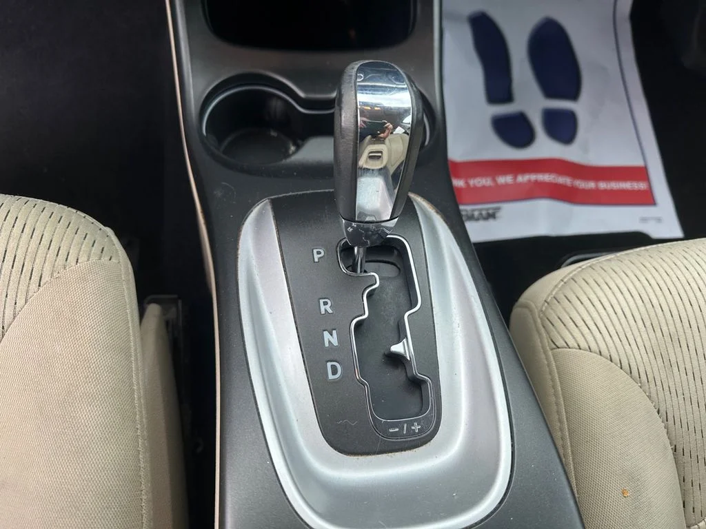 Used 2018 Blue Dodge SE image 31