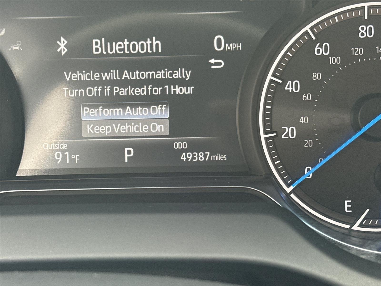 Used 2023 Titanium Glow Toyota XLE image 13