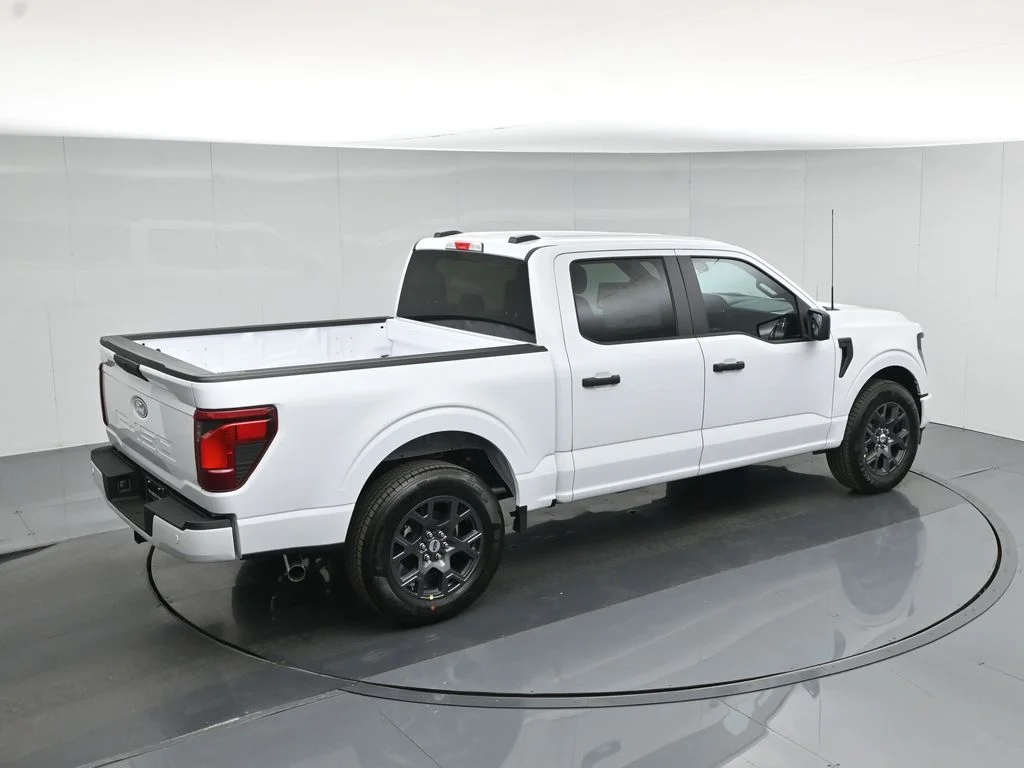 New 2026 Oxford White Ford STX image 38