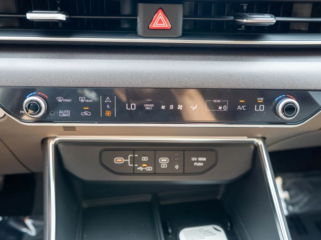 New 2026 Aurora Black Pearl Kia EX image 27