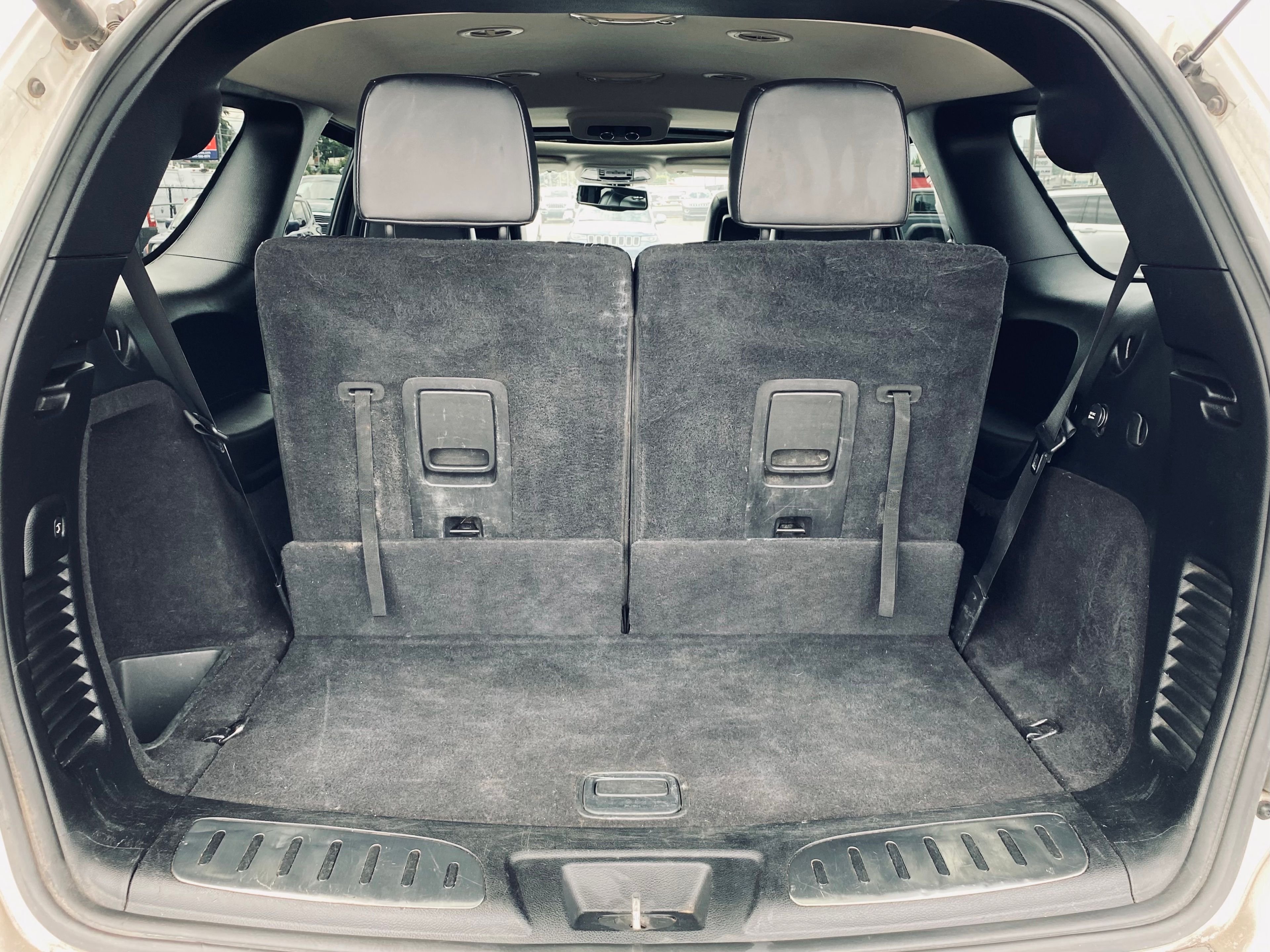 Used 2012 White Dodge Citadel image 23