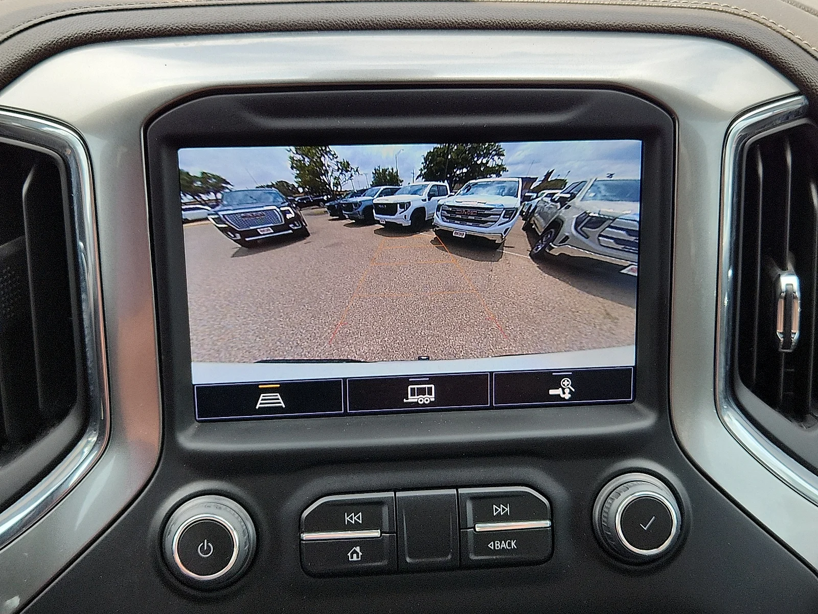 2022 Chevrolet Silverado 1500 Limited LTZ - Photo 19