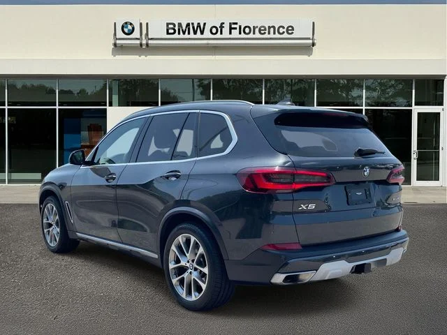 Used 2023 Gray BMW sDrive40i image 4