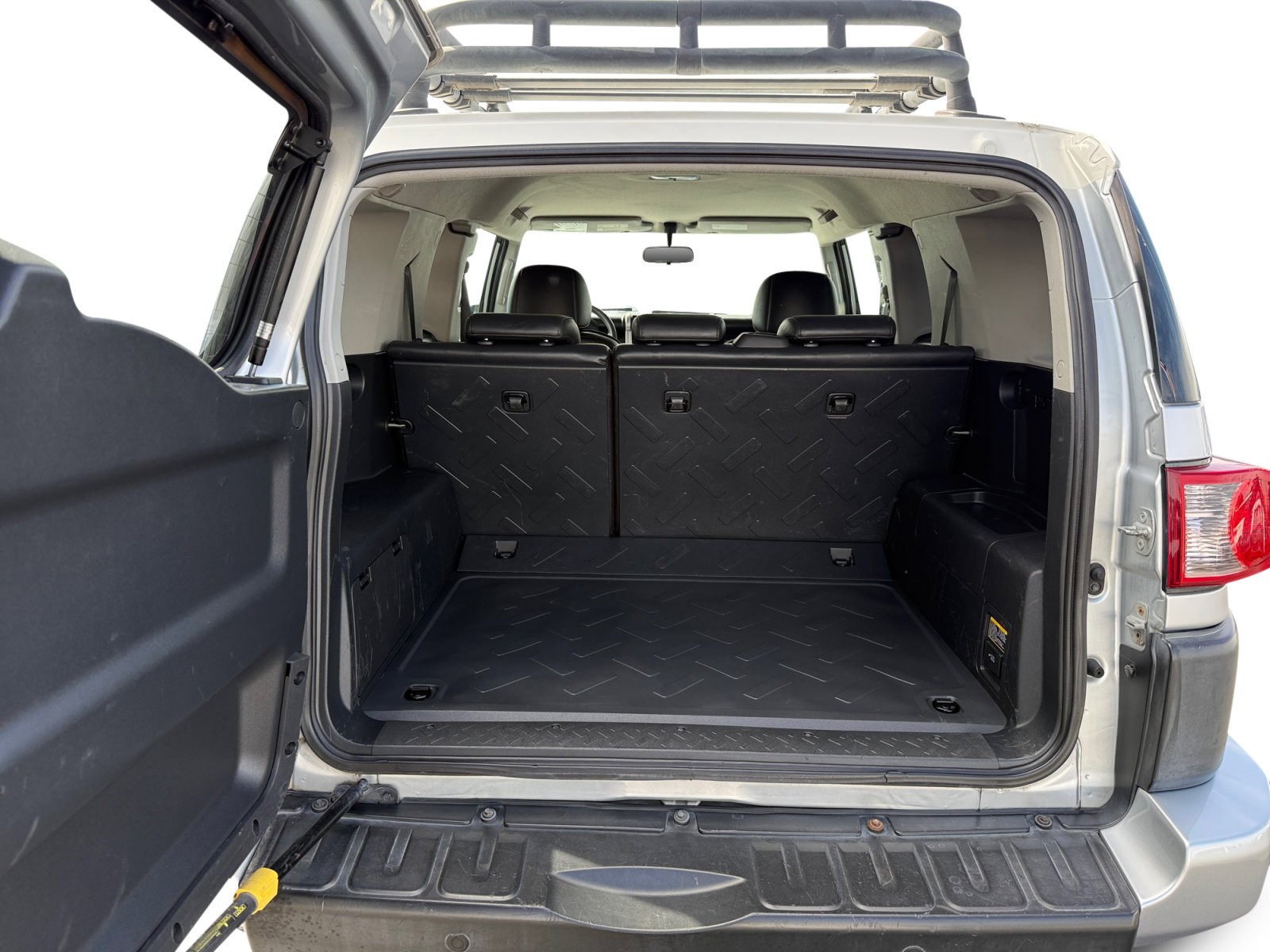 Used 2007 Titanium Metallic Toyota Base image 17