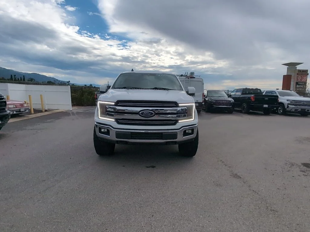 Used 2019 Oxford White Ford Lariat image 5