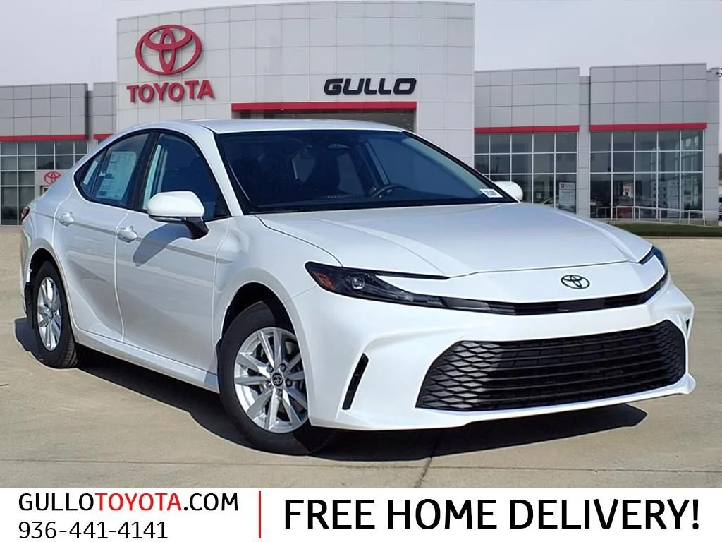 New 2026 White Toyota LE image 1