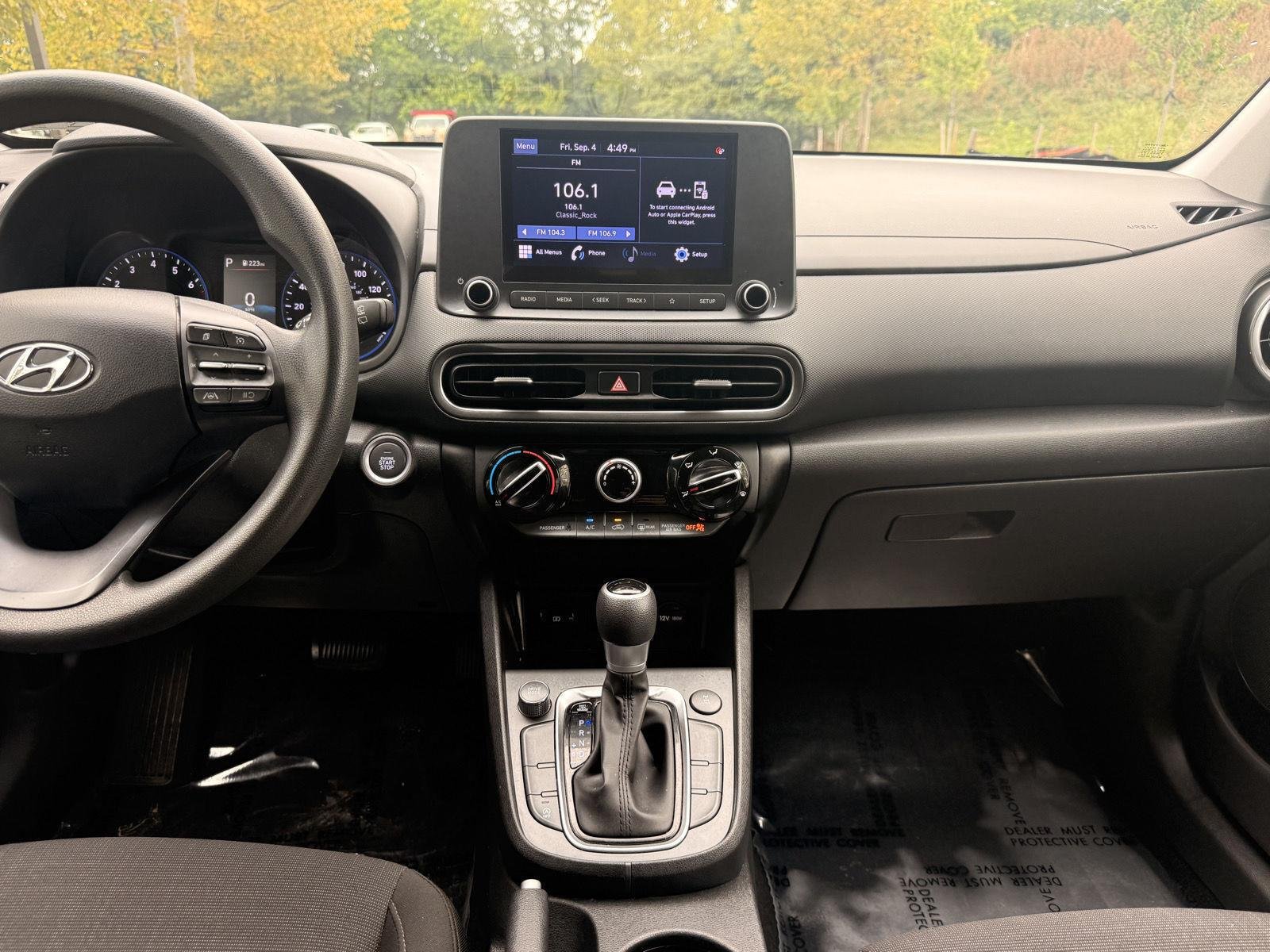 Used 2022 Thunder Gray Hyundai SEL image 25