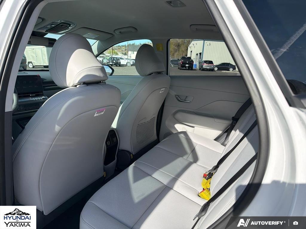 New 2026 Atlas White Hyundai SEL Premium AWD image 23