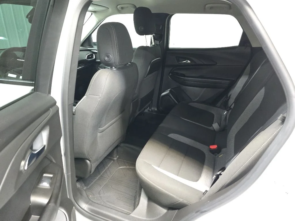 Used 2023 White Chevrolet LT image 30