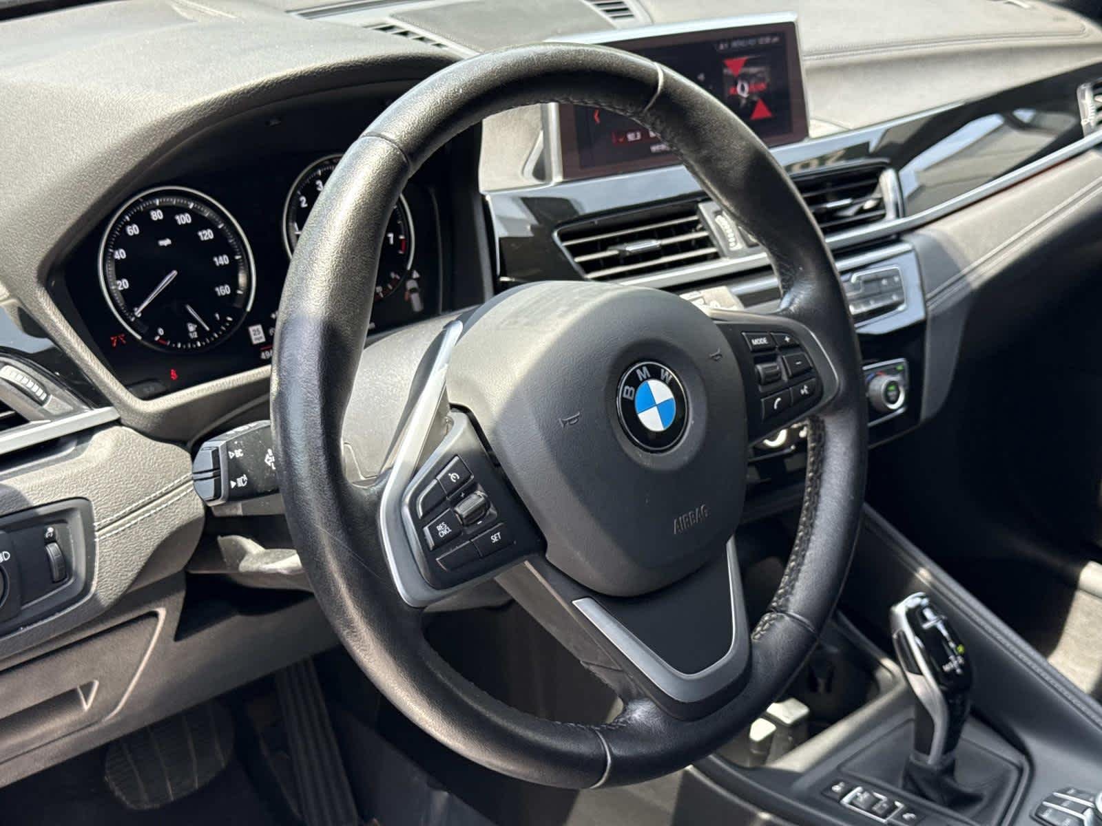 Used 2021 Glacier Silver Metallic BMW xDrive28i image 2