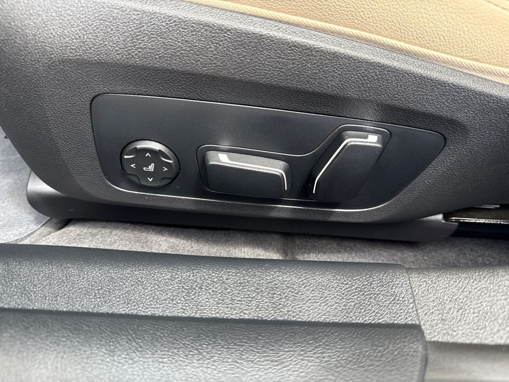 Used 2026 Black BMW eDrive40 image 24