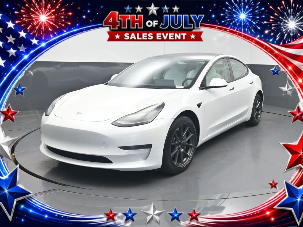 Used 2022 White Tesla Base image 1