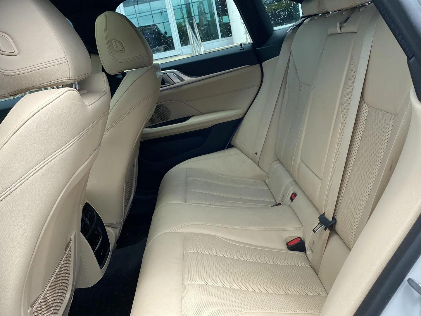 Used 2023 Mineral White Metallic BMW 430i xDrive image 11