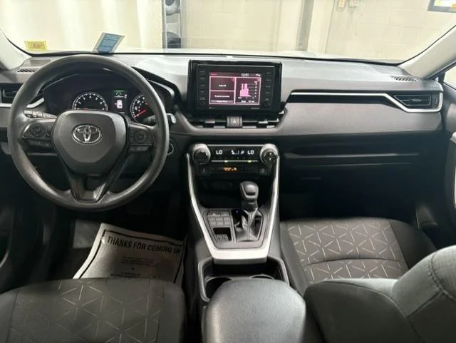 Used 2021 Silver Sky Metallic Toyota XLE image 4