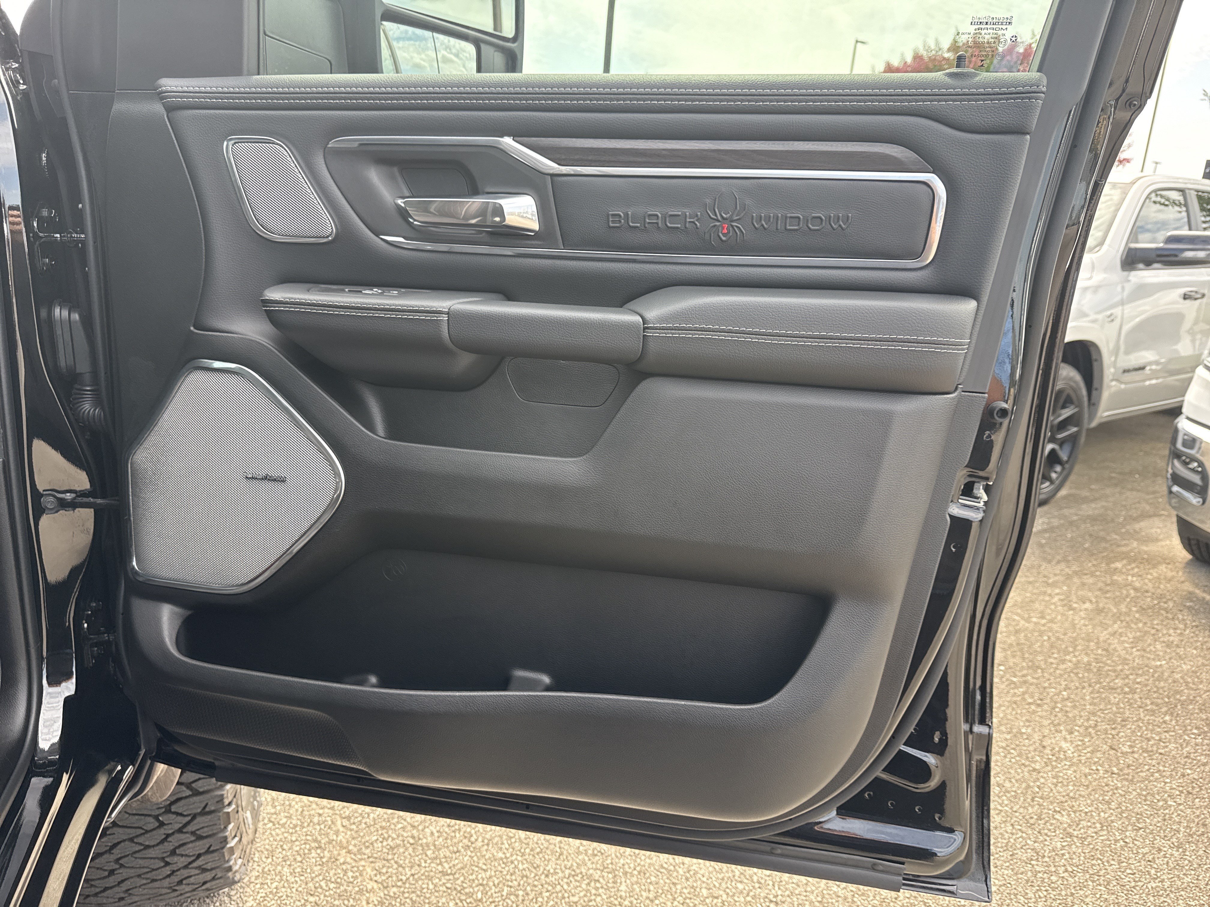 Used 2026 Diamond Black Crystal Pearlcoat Ram Laramie image 15