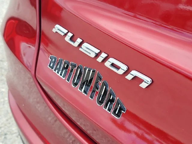 Certified Used 2019 Red Ford SE image 10