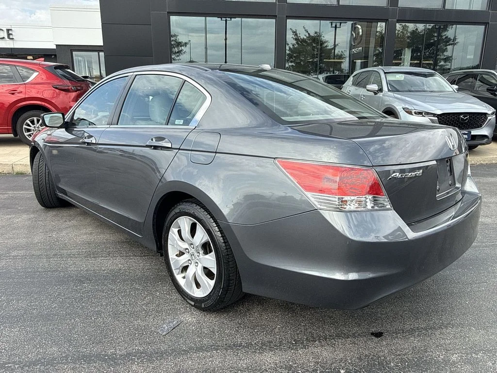 Used 2009 Gray Honda EX-L image 9