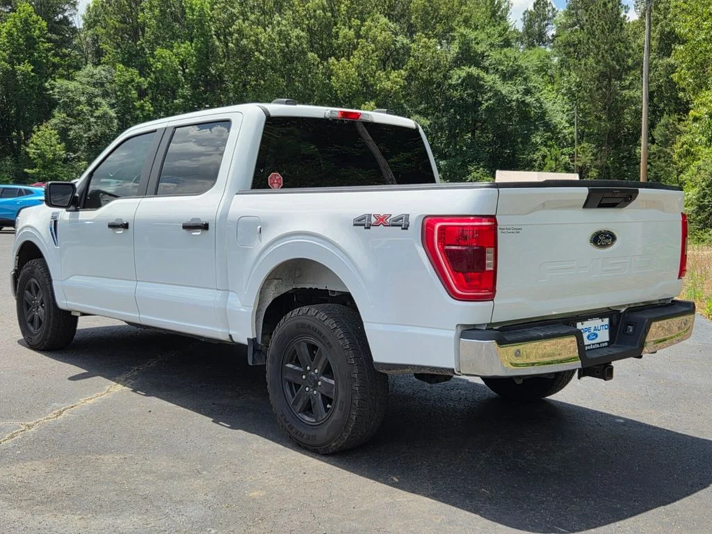 Used 2022 White Ford XLT image 4