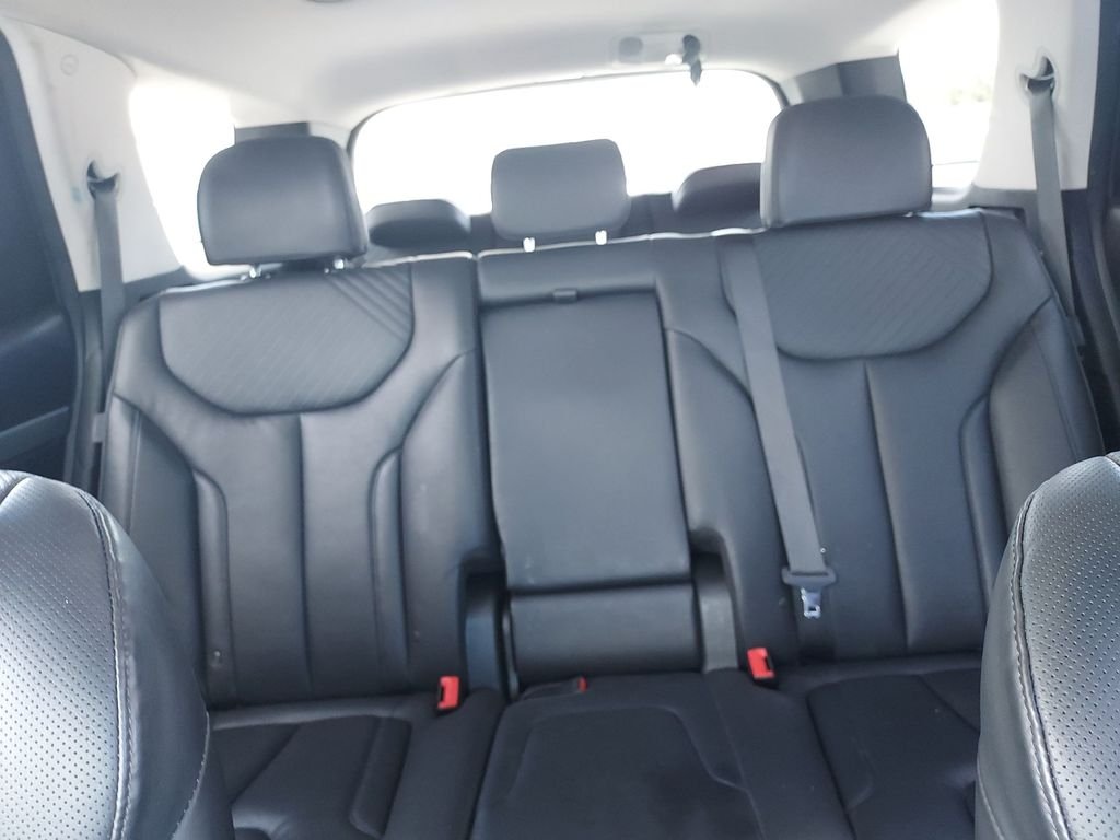 Used 2023 Gray Hyundai SEL image 13
