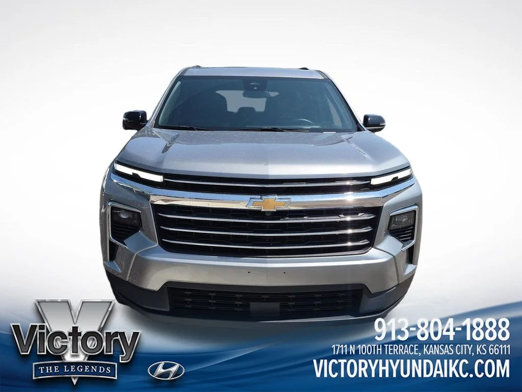 Used 2025 Gray Chevrolet LT image 8