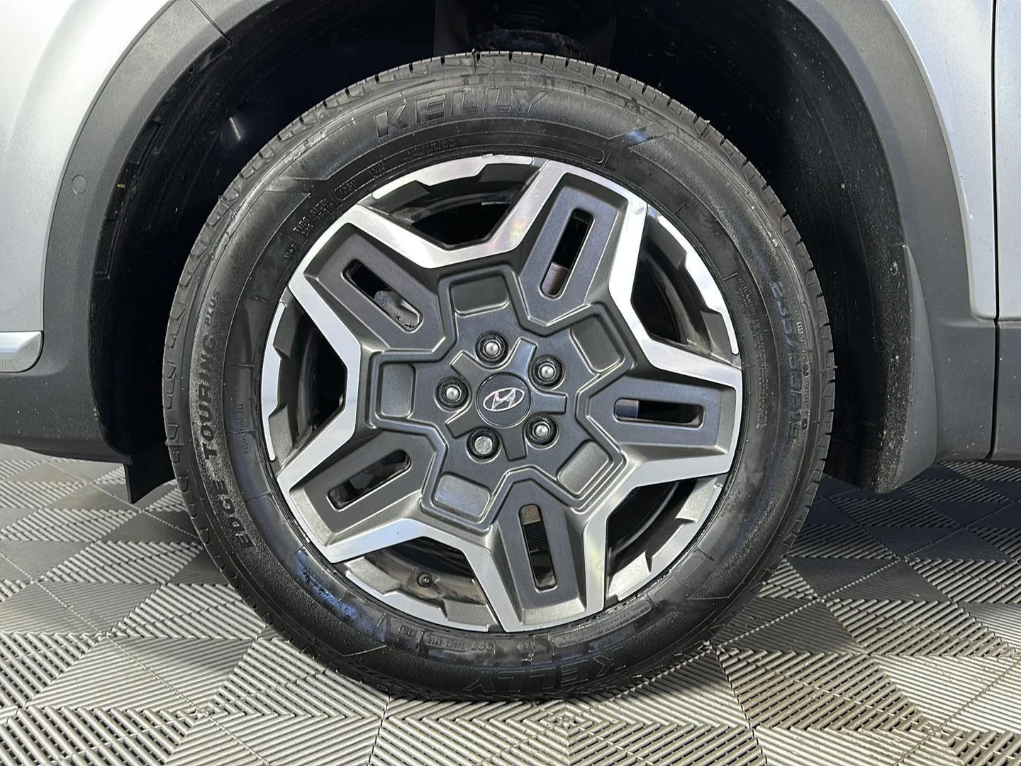 Used 2023 Shimmering Silver Hyundai Limited image 6