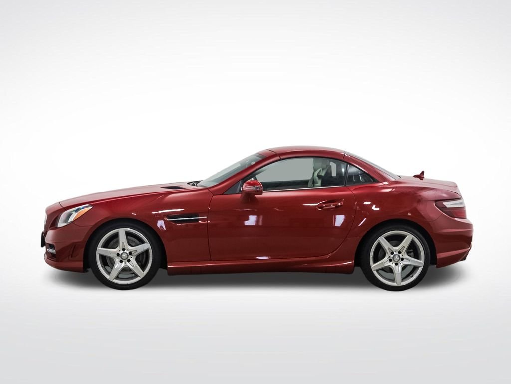 Used 2012 Mercedes-Benz SLK-Class SLK350 with VIN WDDPK5HA7CF005898 for sale in Minneapolis, Minnesota