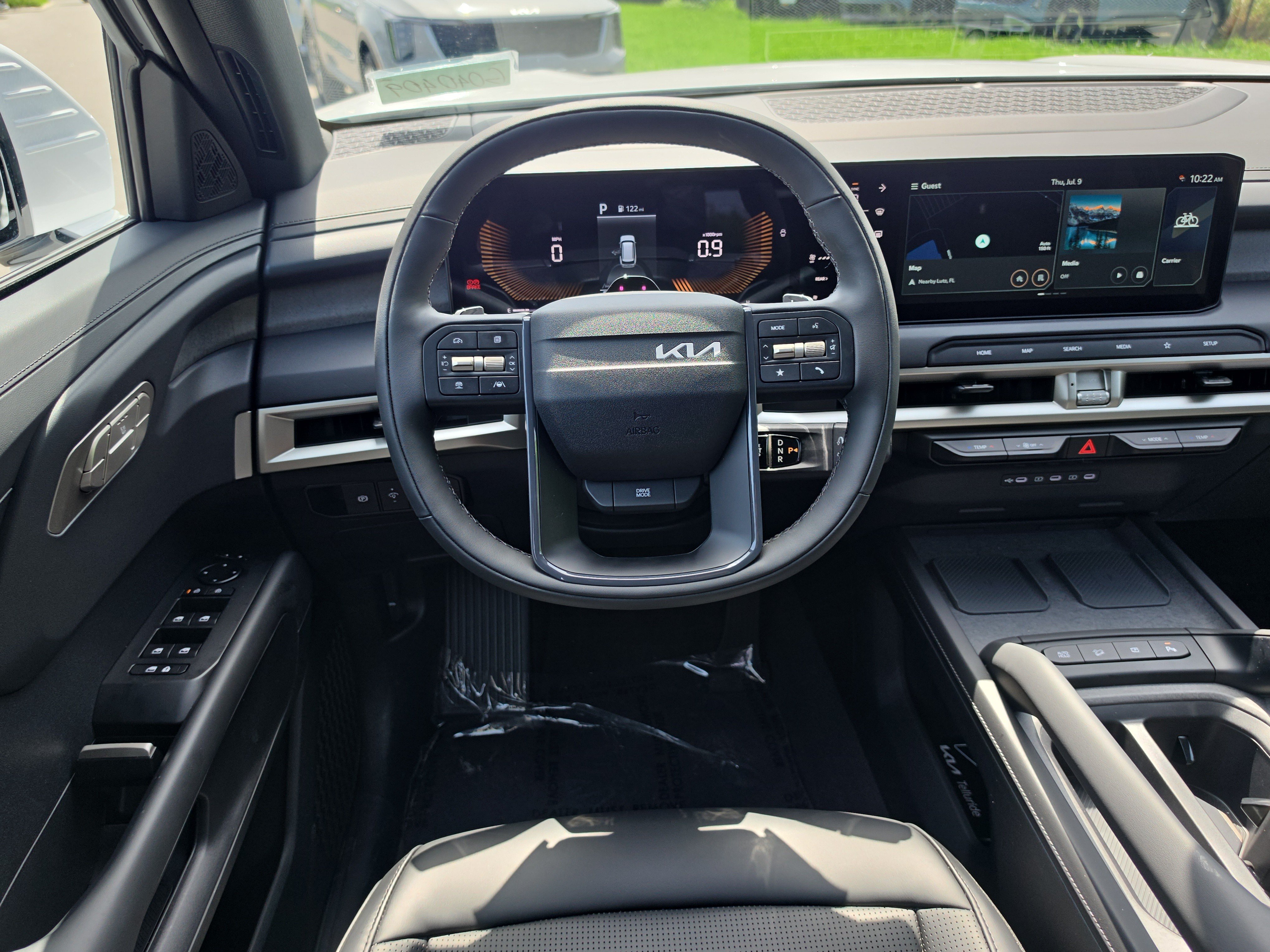 New 2027 Glacial White Pearl Kia S image 14