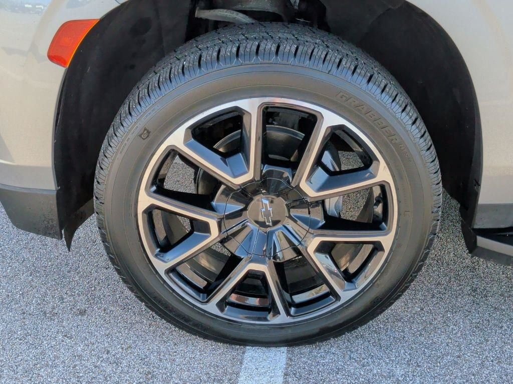 Used 2023 Gray Chevrolet RST image 55