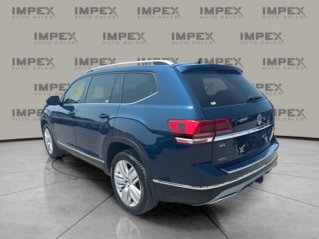 Used 2019  Volkswagen SEL image 2