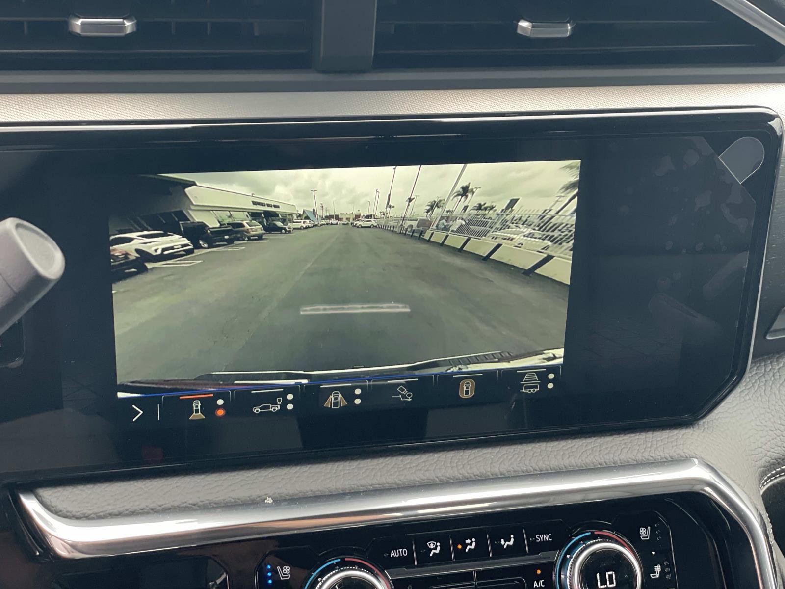 2026 GMC Sierra 2500HD Denali - Photo 15