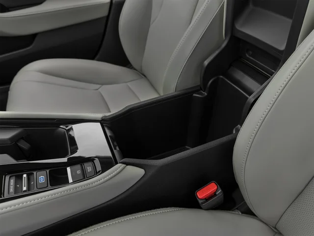 Used 2023 White Honda Touring image 24